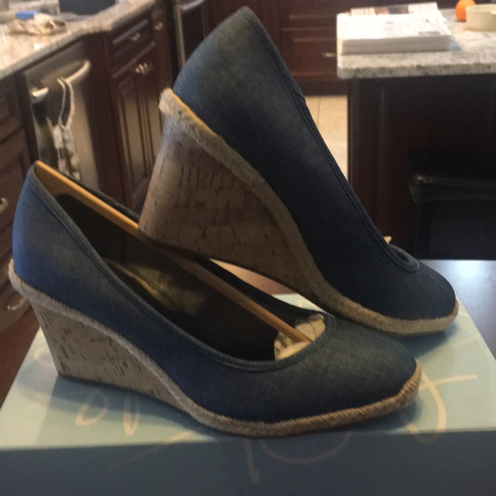 NWOT Life Stride heels